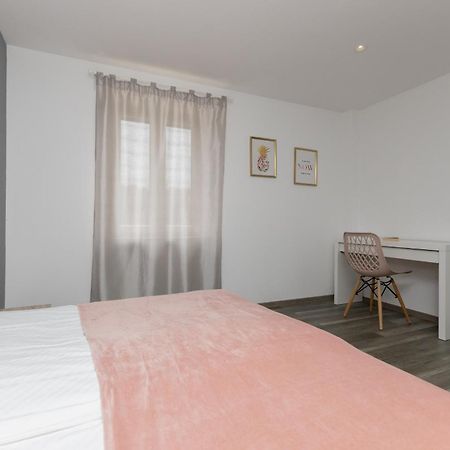 Villa Viscum In Central Istria For 8 Persons With Large Garden - Pet Friendly パジン エクステリア 写真