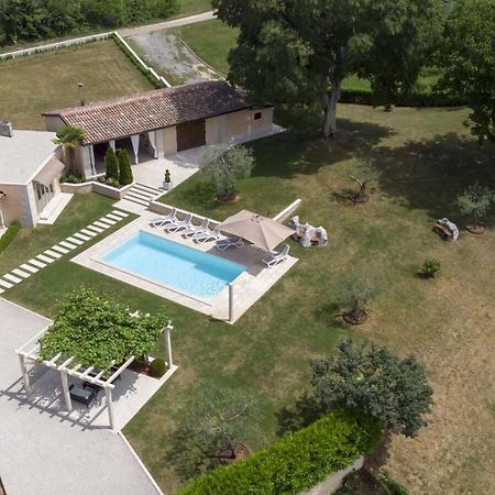 Villa Viscum In Central Istria For 8 Persons With Large Garden - Pet Friendly パジン エクステリア 写真
